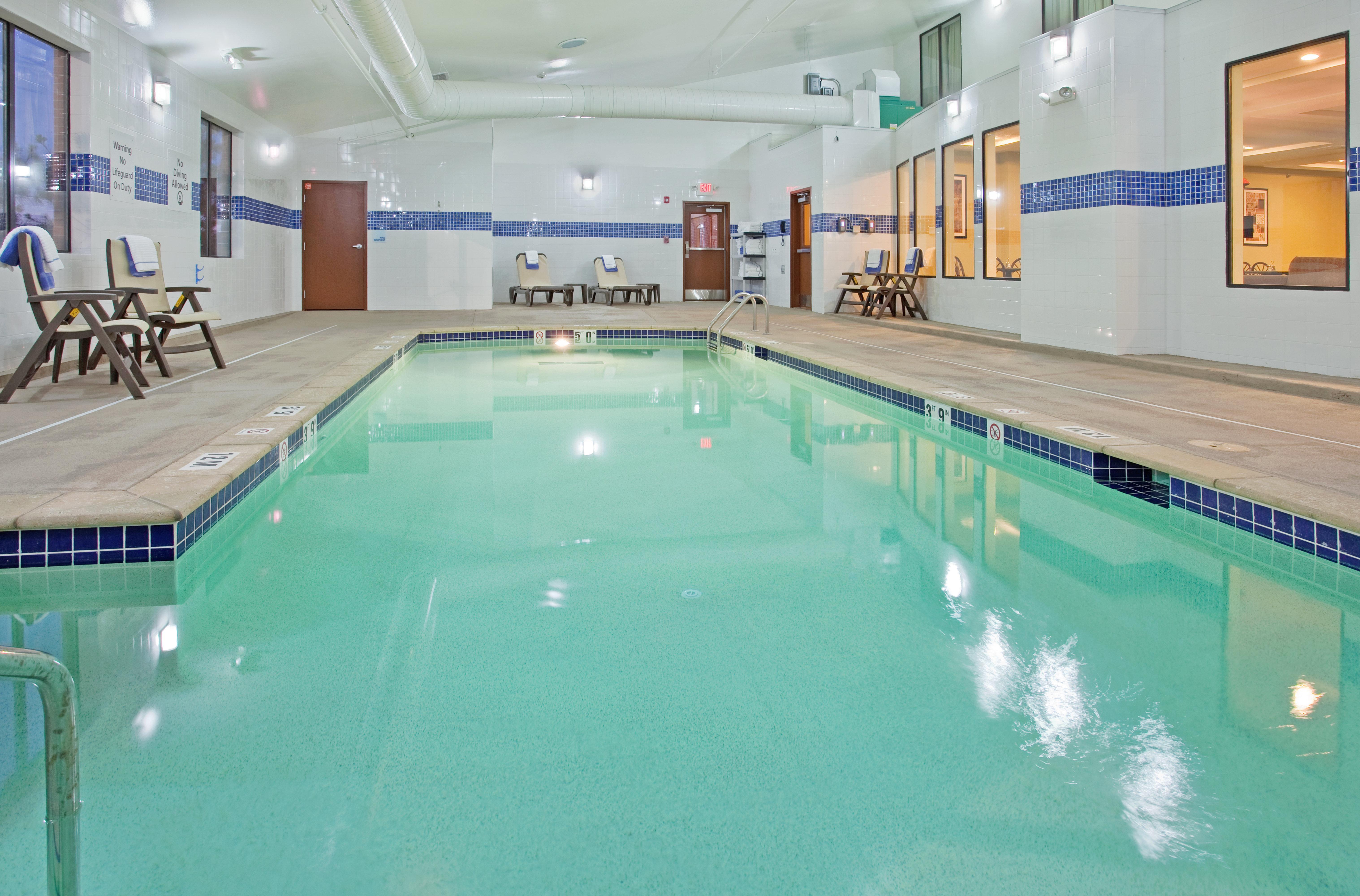 Holiday Inn Express Hotel & Suites St. Charles By Ihg Saint Charles Buitenkant foto