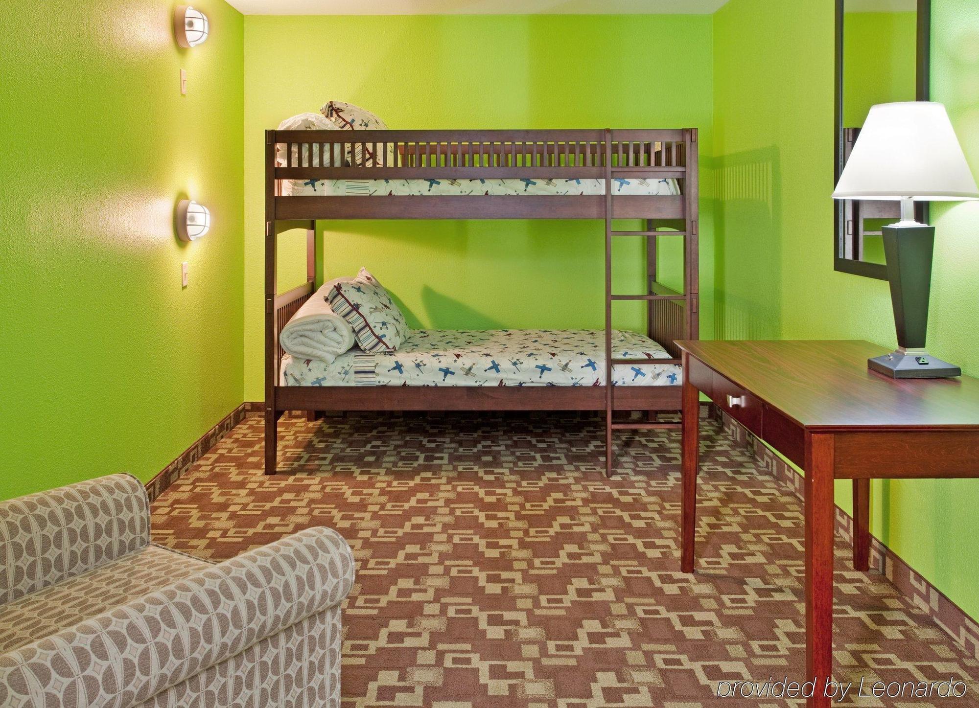 Holiday Inn Express Hotel & Suites St. Charles By Ihg Saint Charles Kamer foto